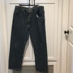 Wrangler Relaxed Fit Straight Leg Jeans WRO01MT